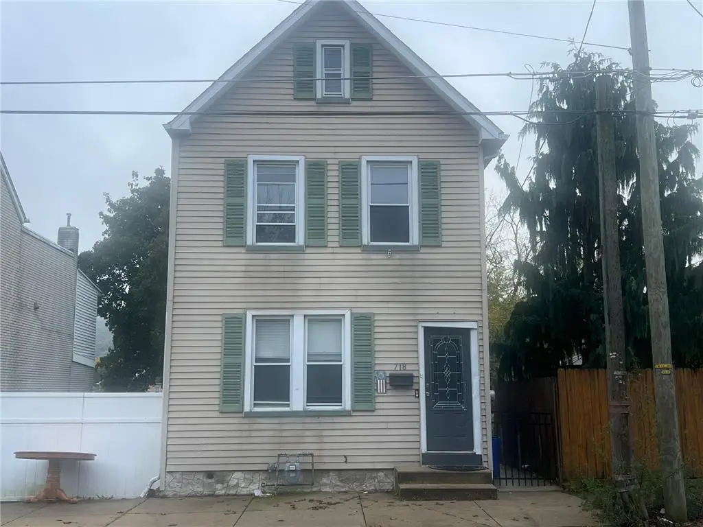 718 W Berwick Street, Easton, PA 18042 - #1