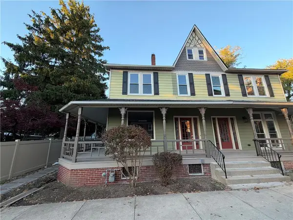 18 W Center Street, Nazareth Boro, PA 18064