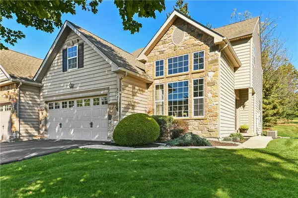 933 Spring White Drive, Upper Macungie Twp, PA 18031