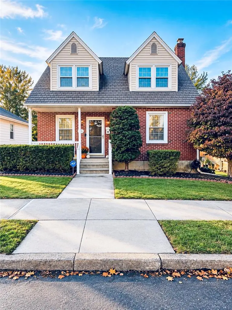 624 Delaware Avenue, Hellertown, PA 18055 - #1
