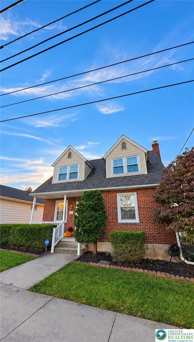 624 Delaware Avenue, Hellertown, PA 18055 - #3