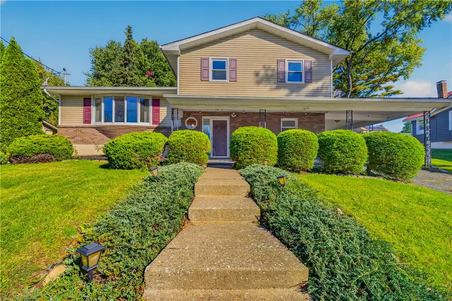 525 Saint John Street, Catasauqua, PA 18032 - #2