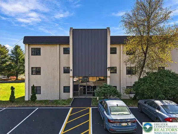 130 Foxfire Drive #301, Mount Pocono Boro, PA 18344