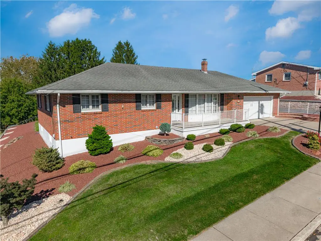 213 10th Street, Northampton, PA 18067 - #1