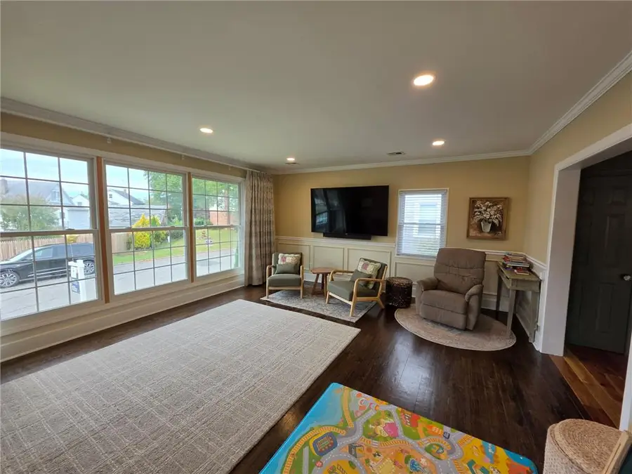 92 Bradford Avenue, Singac, NJ 07424 - #3