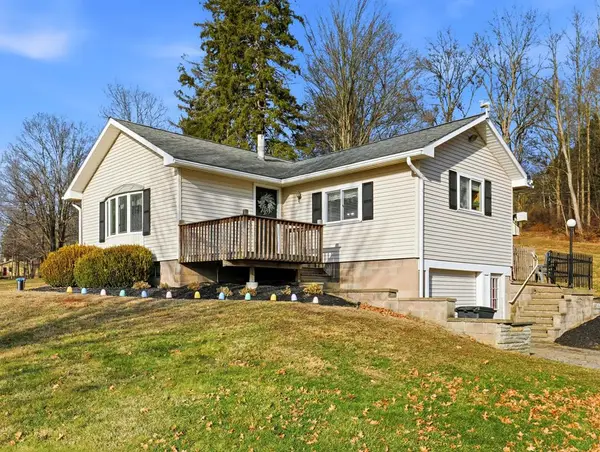 21308 Route 14, Troy, PA 16947