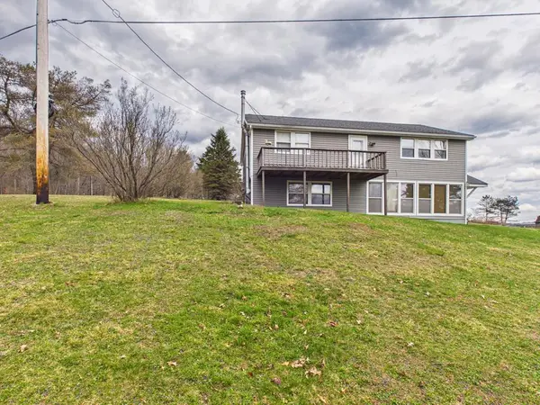 677 Grom Hill Rd., Coudersport, PA 16915