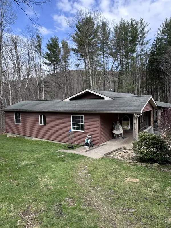 987 Bloomster Hollow Road, Smethport, PA 16749