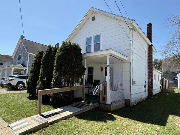 15 Fairbanks Ave, Bradford City, PA 16701