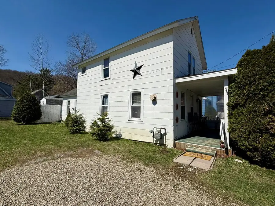 15 Fairbanks Ave, Bradford, PA 16701 - #2