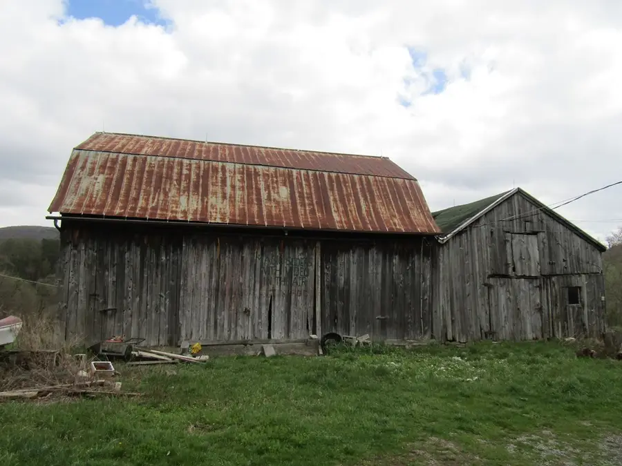 224 Knowlton Rd, Wellsboro, PA 16901 - #2
