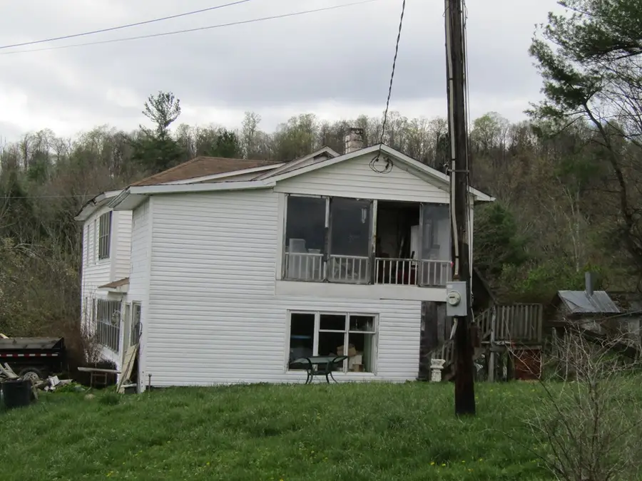 224 Knowlton Rd, Wellsboro, PA 16901 - #3