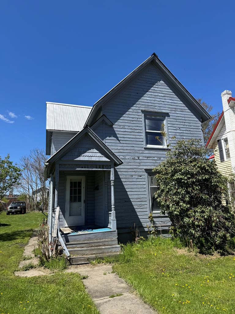 112 S Higgins Avenue, Sayre, PA 18840 - #1
