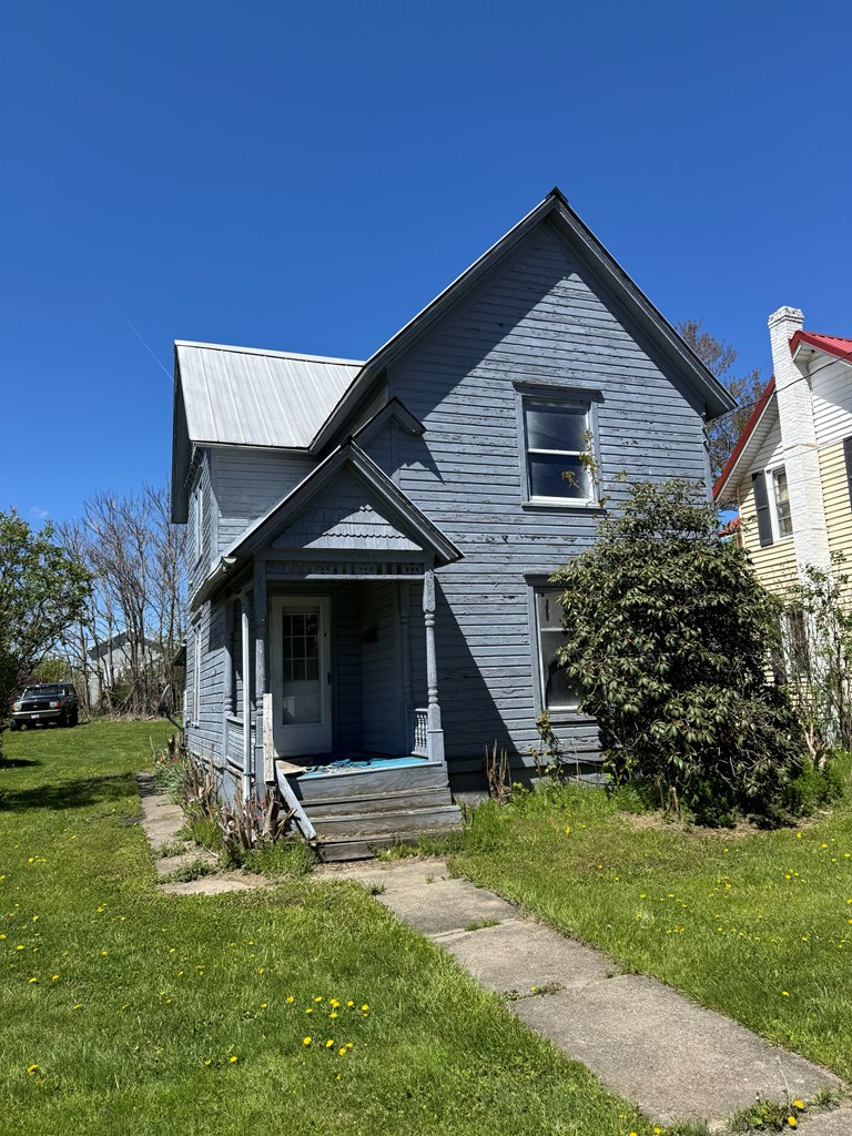 112 S Higgins Avenue, Sayre, PA 18840 - #2