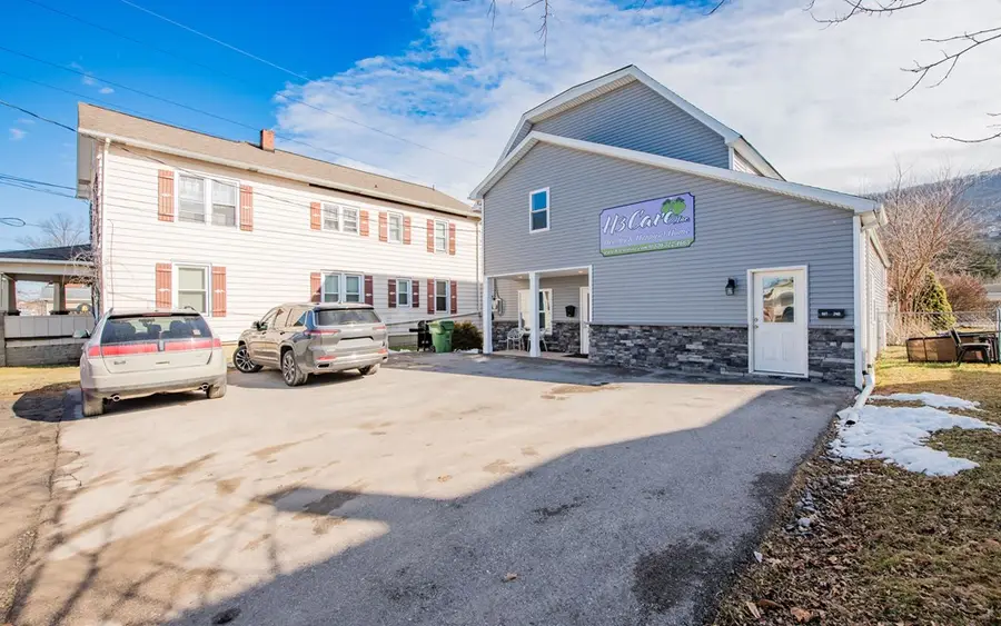 907 W Southern Ave, Williamsport, PA 17702 - #2