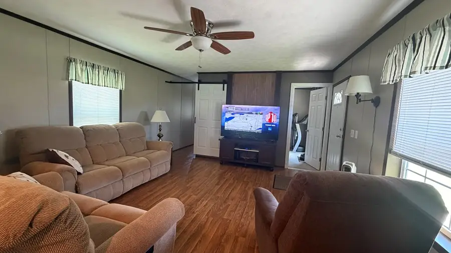 284 Cessna St, Sayre, PA 18840 - #3