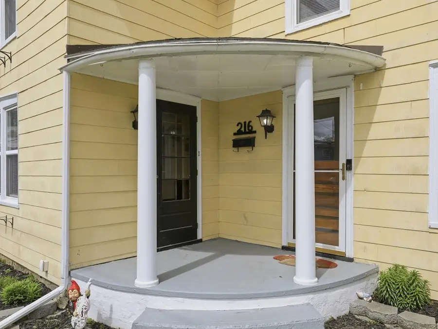 216 Willow St, Athens, PA 18810 - #3