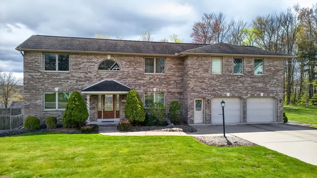 2040 Felicia Blvd, Endicott, NY 13760 - #1