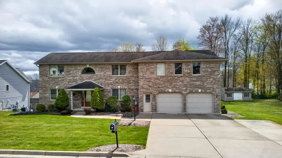 2040 Felicia Blvd, Endicott, NY 13760 - #2
