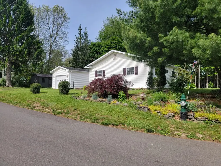 15 Elliott Street, Waverly, NY 14892 - #2