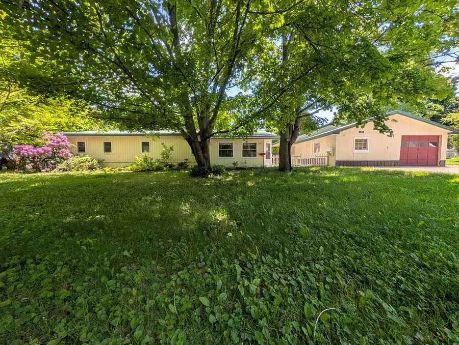 202 Westbrook St, Sayre, PA 18840 - #2