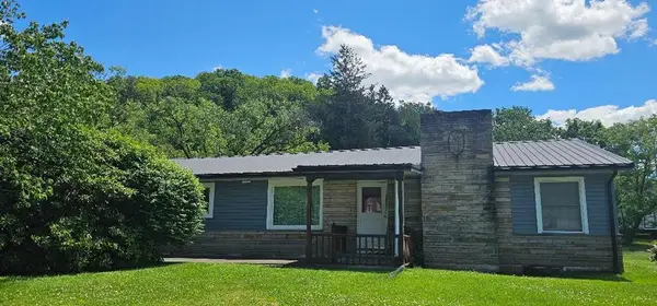 44 Pine St, Galeton, PA 16922