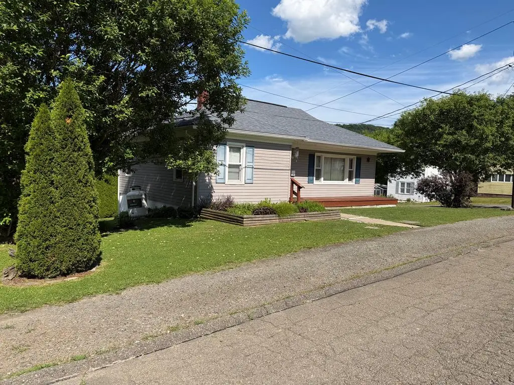 100 Sayre St, Towanda, PA 18848 - #1