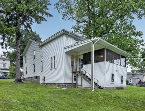 221 Poplar St, Towanda, PA 18848 - #3