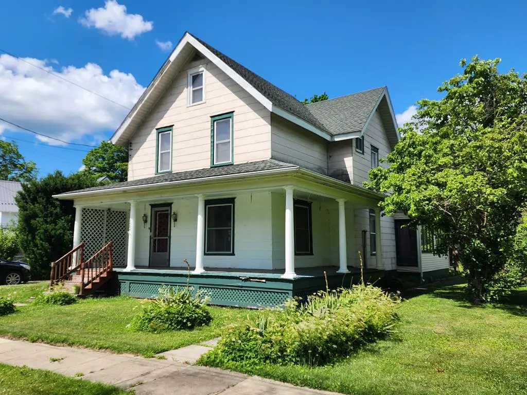 122 N Union St, Shinglehouse, PA 16748 - #1