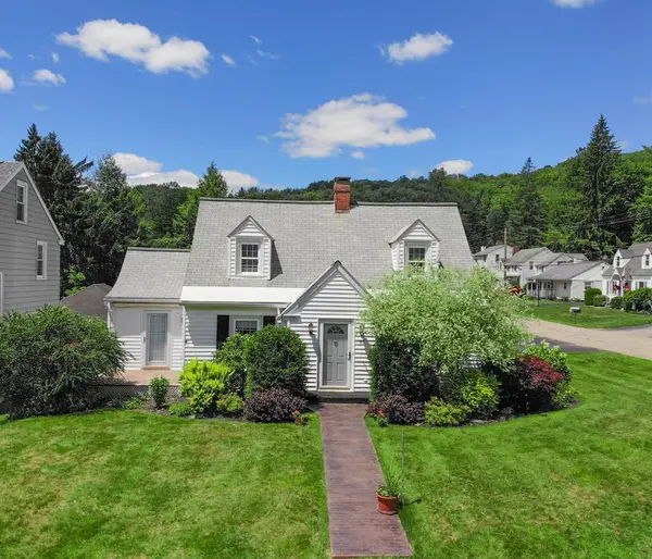 37 Parkway Lane, Bradford, PA 16701