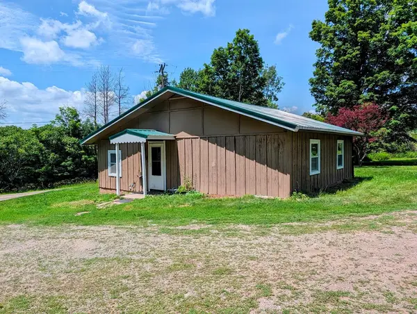 2487 Noble Rd, Ulster, PA 18850