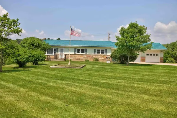 1334 Stony Fork Rd, Wellsboro, PA 16901