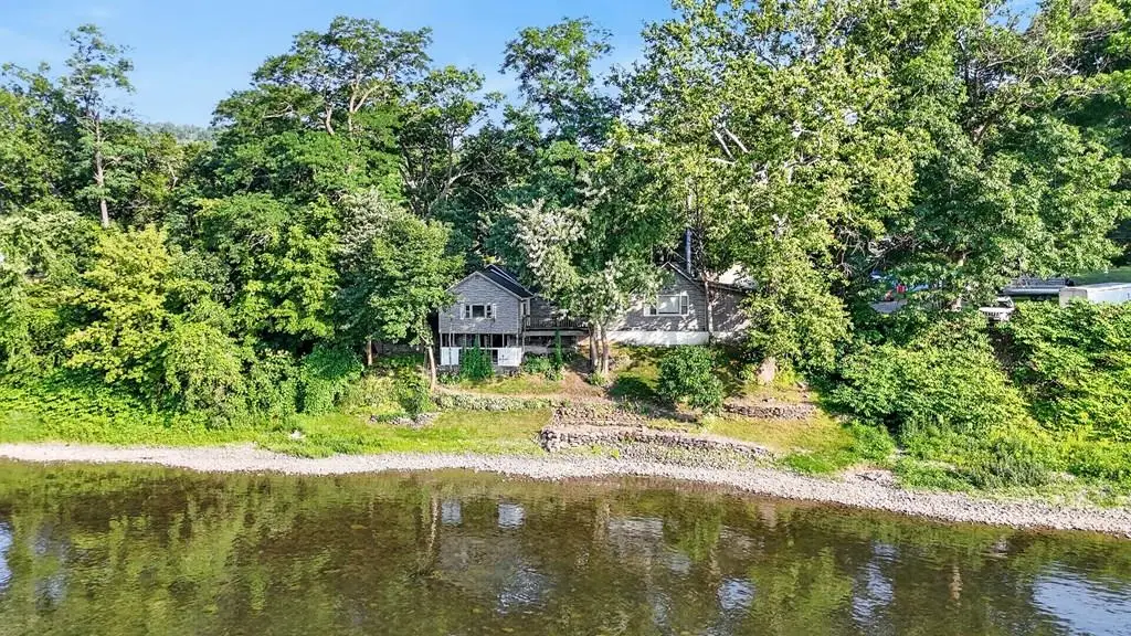 2269 Riverside Dr, Sayre, PA 18840 - #1