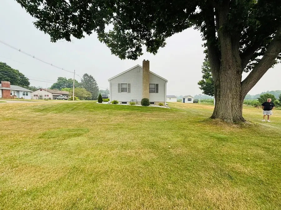 222 Clinton St, Sayre, PA 18840 - #3
