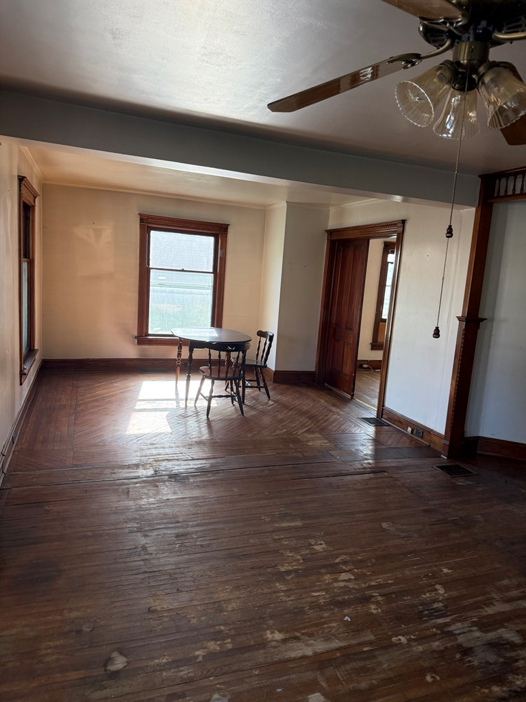 209 E Pine St, Athens, PA 18810 - #3