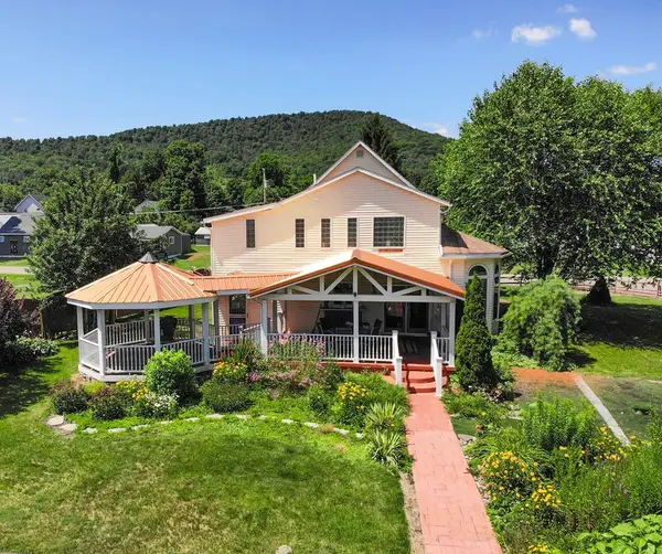 64 Railroad Avenue, Roulette, PA 16746