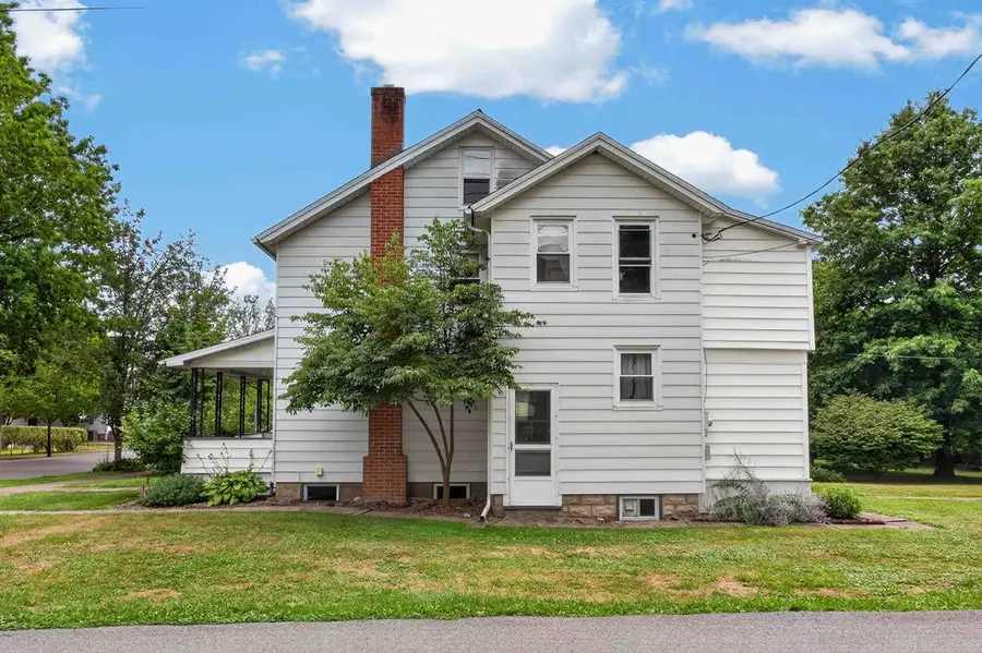 1227 Packer St, Williamsport, PA 17701 - #2