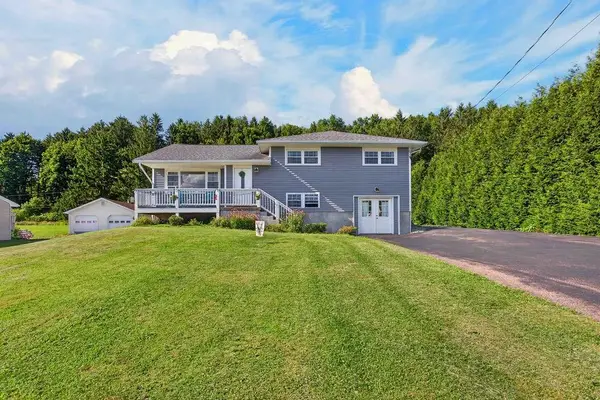 95 Decker St, Mansfield, PA 16933