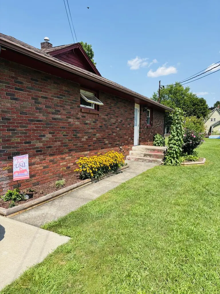 410 N Hopkins St, Sayre, PA 18840 - #3
