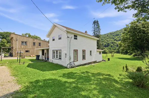 5338 Main St, Millerton, PA 16936