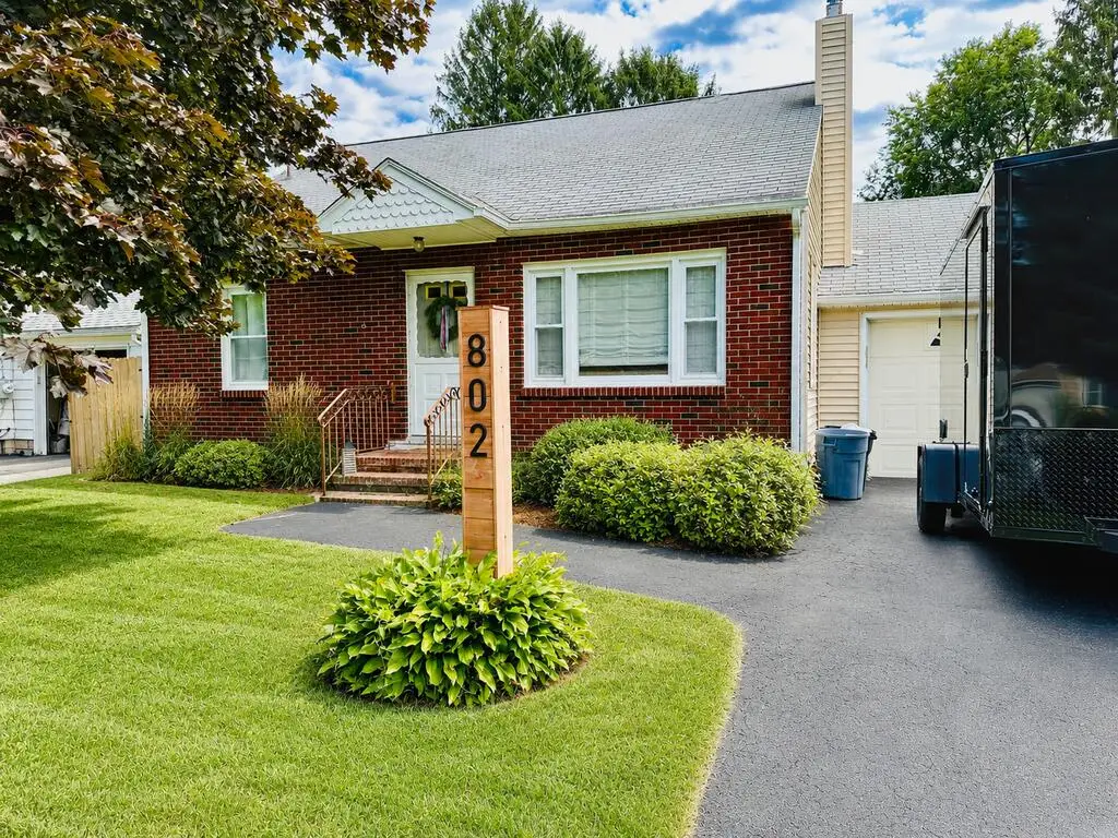 802 Morlando Dr, Endicott, NY 13760 - #1