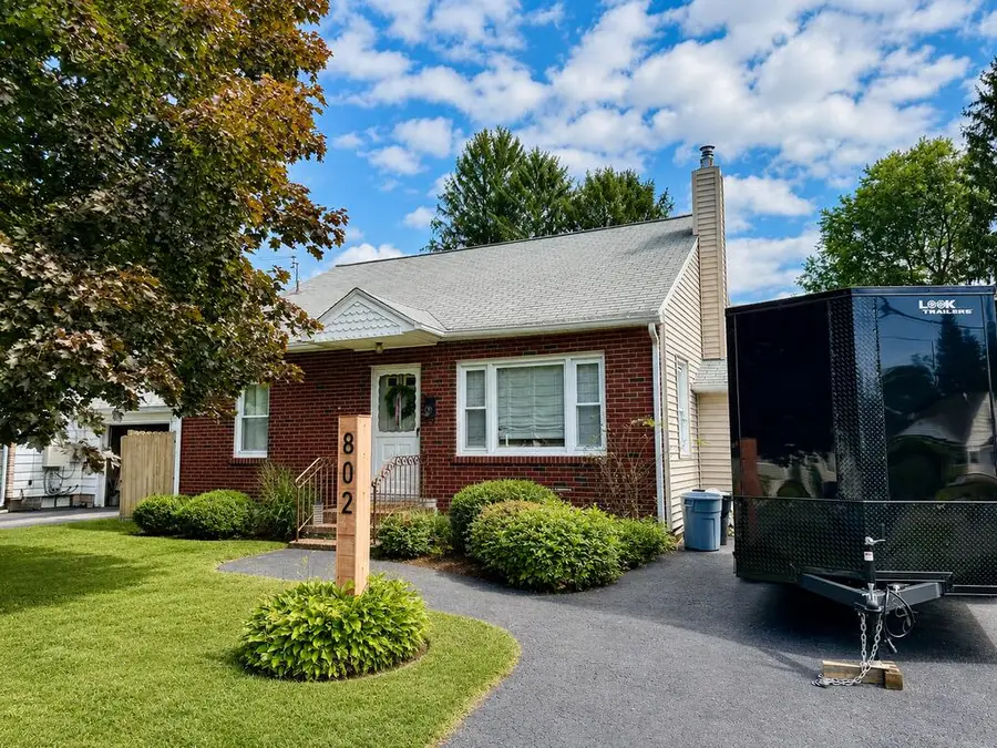 802 Morlando Dr, Endicott, NY 13760 - #2