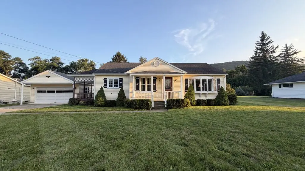 120 Bressler St, Sayre, PA 18840 - #1