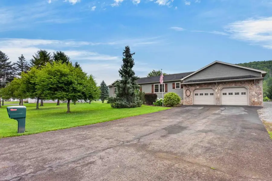 110 W Woodlawn Ave, Elkland, PA 16920 - #2