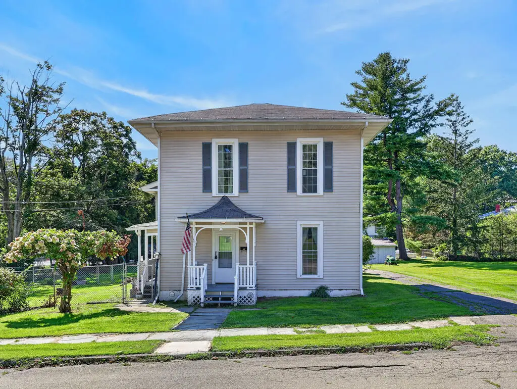 105 Cherry St, Towanda, PA 18848 - #1