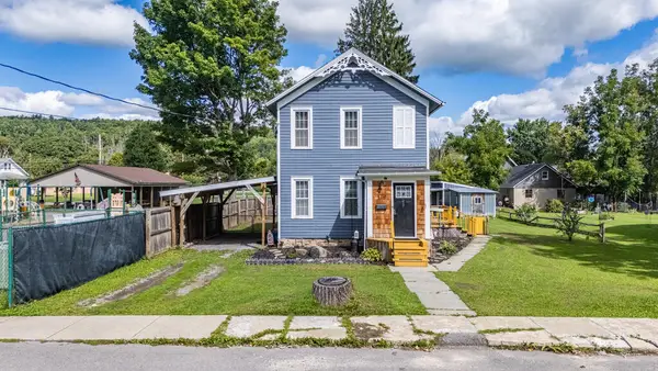 119 First St, Elkland, PA 16920