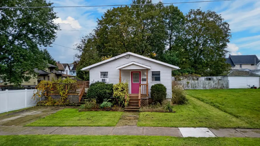 206 Clinton Avenue, Waverly, NY 14892 - #2