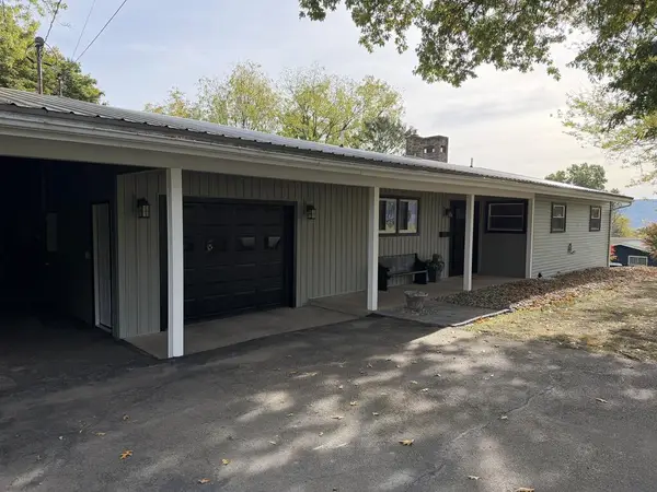 102 Foster Road, Towanda, PA 18848
