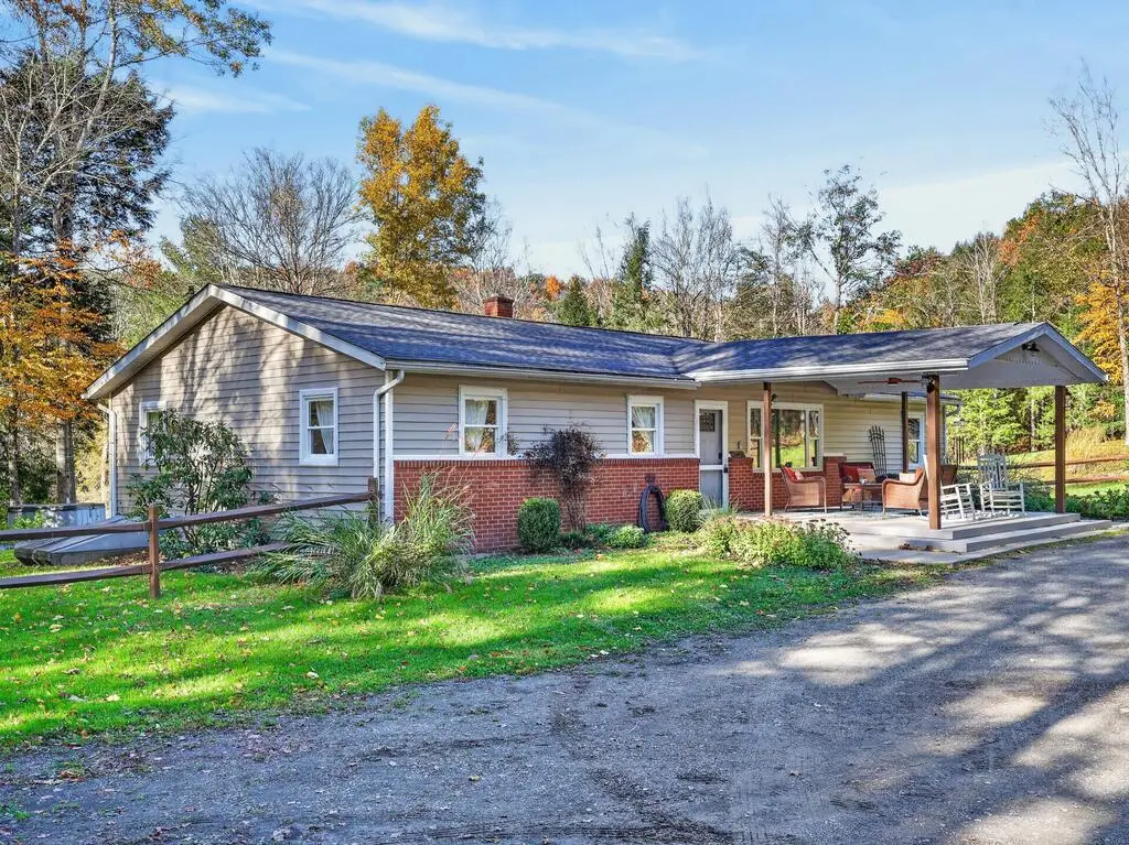 266/284 Sugar Run Ln, Towanda, PA 18848 - #1