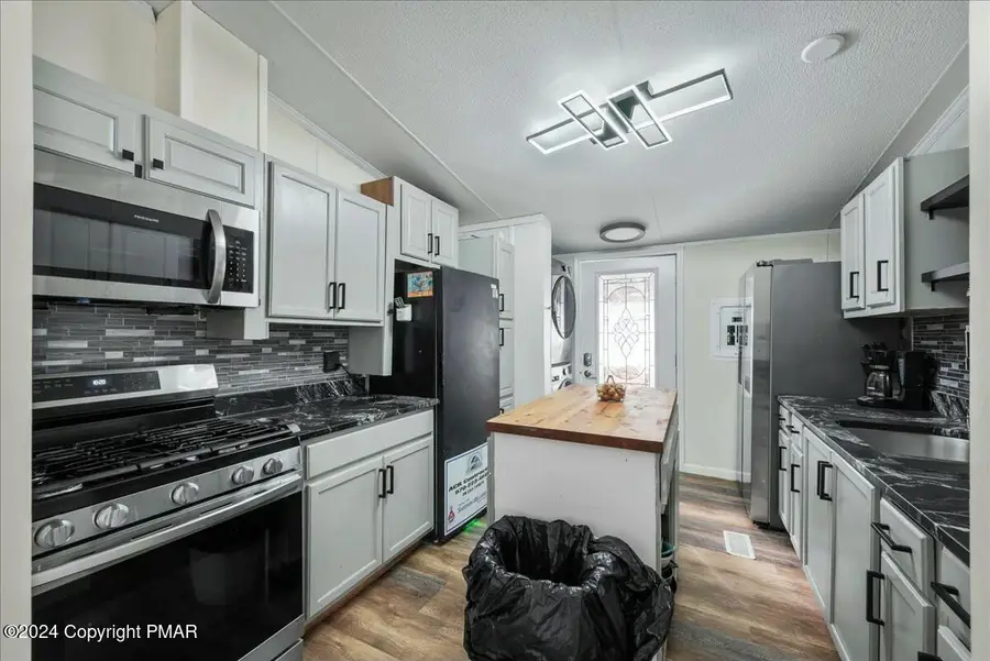 2612 Oakwood Court, East Stroudsburg, PA 18302 - Image #3